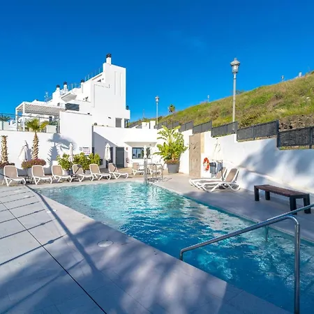 Fuer 4 Personen Ca 70 Qm In Nerja, Andalusien Costa Del Sol نيرخا